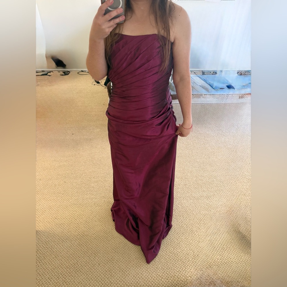 Magic Nights Elegant Purple Evening Gown size 38